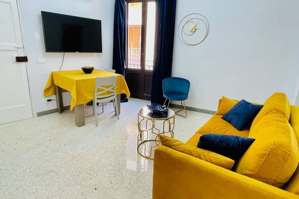 Trapani Centro Storico Apartment, Great Central Location! All New Furniture And Appliances! 외부 사진